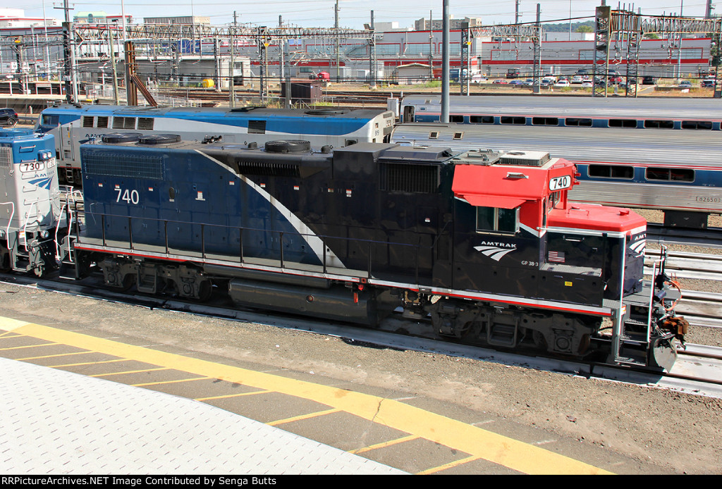 AMTK 740 GP38-3